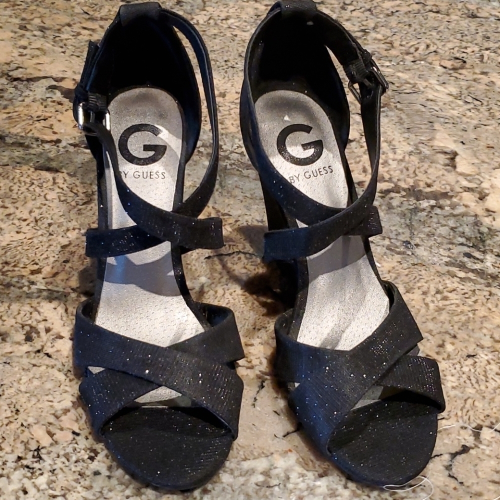 💞Guess* Wedges